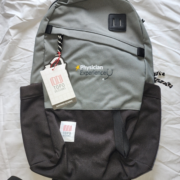 Topo Designs Daypack Classic Charcoal/Black Backpack NWT!!!! HAS LOGO